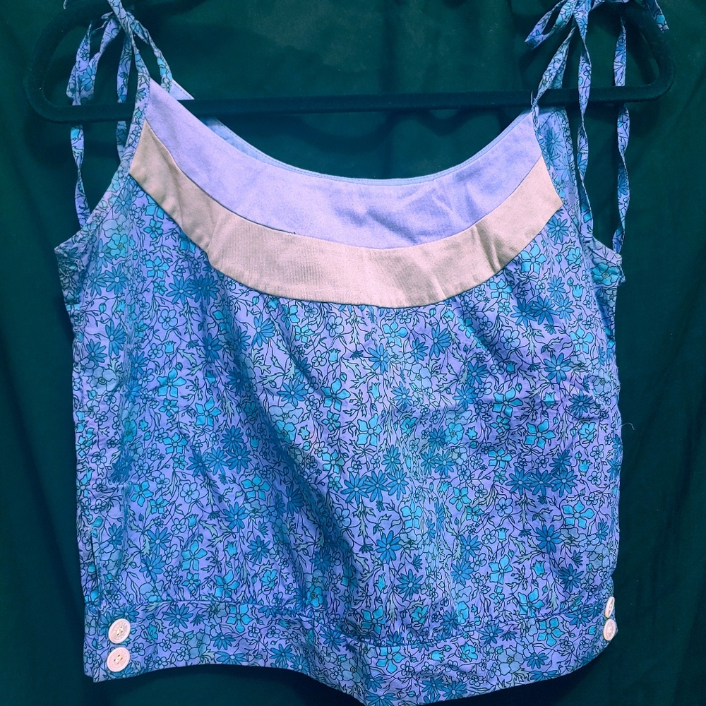 Marc Jacobs Blue Floral Crop top